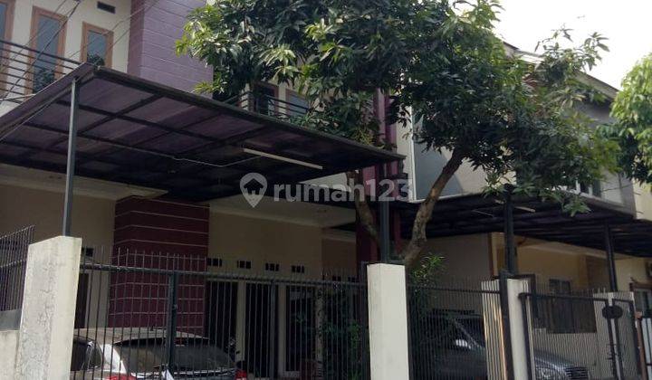 Rumah 2lantai semifurnish bagus rapi terawat di Griya loka bsd  1