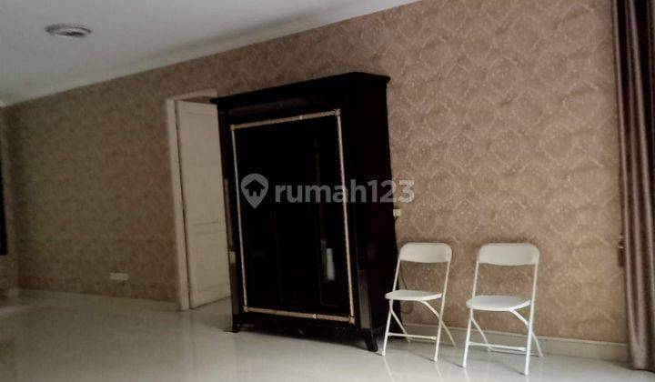 Turun harga Ruma siap huni,rapi baru renovasi diTaman Provence  2