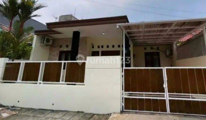 Rumah siap huni rapi 1 lantai hadap timur di kencanaloka  1