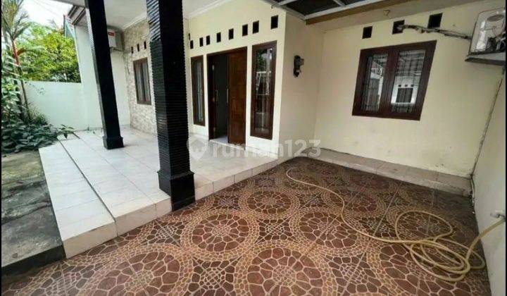 Rumah siap huni rapi 1 lantai hadap timur di kencanaloka  2