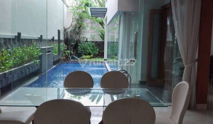 Hunian modern minimalis siap huni,mewah with pool diKemang Timur  1