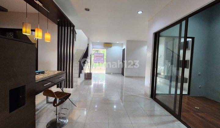 Rumah 2lantai siap huni lokasi strategis dekat ITC bsd  2