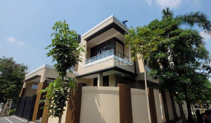 Rumah 2.5lantai furnished custom request diAnggrek loka Bsd City 1