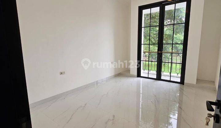 Turun Harga Rumah The Green Siap Huni New Classic Desaign Asri  2