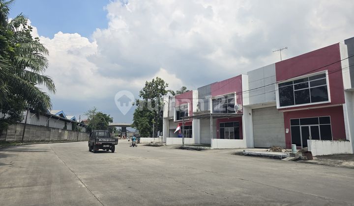 Strategic Warehouse in Surya Balaraja, Prime Boulevard Location, SHM On Hand