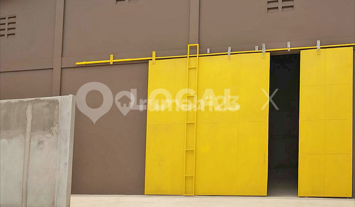 Pantai Indah Dadak Warehouse, Kosambi, Tangerang, Banten Pantai Indah Dadak Warehouse, Kosambi, Tangerang, Banten