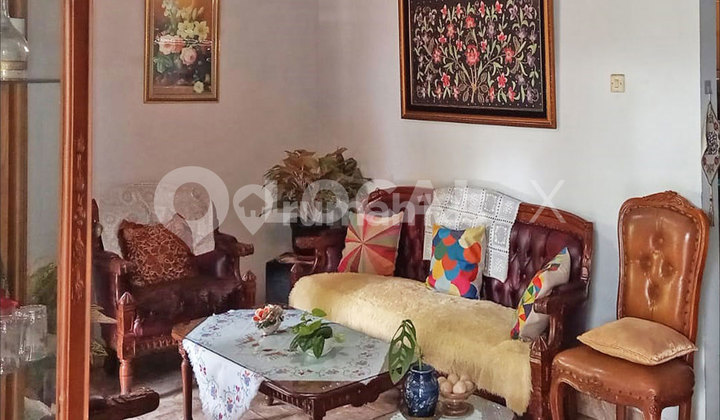 Rumah Cempaka Putih Barat Cempaka Putih, Jakarta Pusat