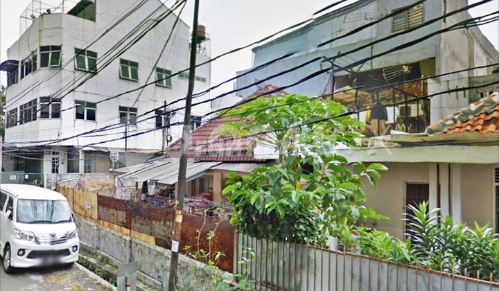 Lematang Cideng House Central Jakarta