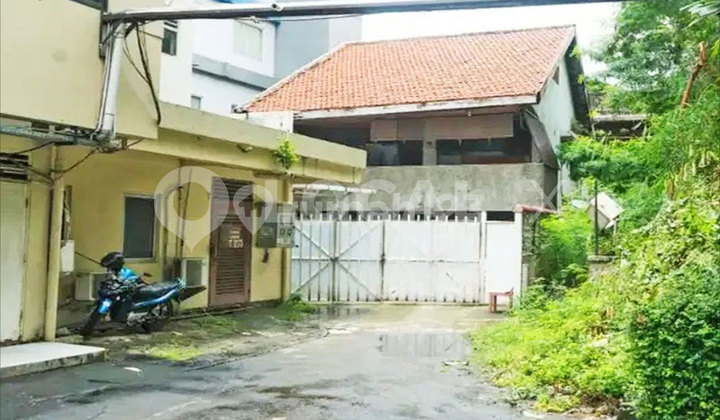 Rumah Cikini Raya Menteng, Jakarta Pusat