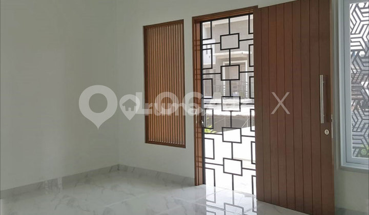 Rumah Taman Pegangsaan Indah Kelapa Gading, Jakarta Utara