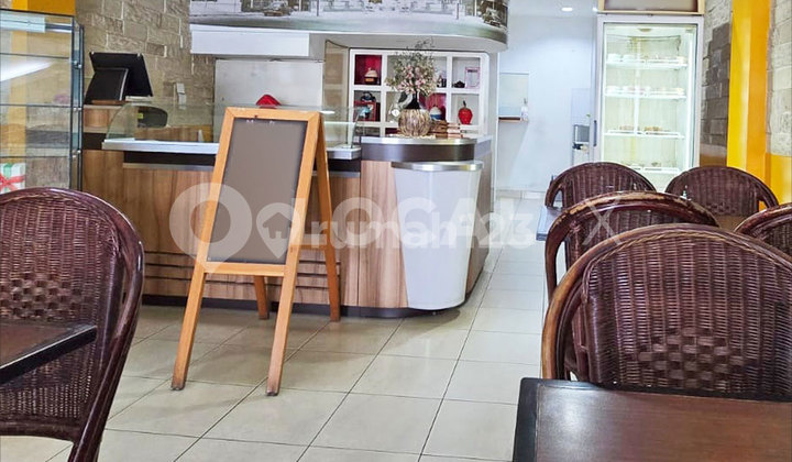 Ruko Boulevard Raya, Kelapa Gading, Jakarta Utara Ruko Boulevard Raya, Kelapa Gading, Jakarta Utara