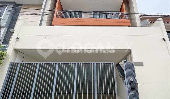 Rumah Pulo Mas Barat Kayu Putih, Pulo Gadung, Jakarta Timur Rumah Pulo Mas Barat Kayu Putih, Pulo Gadung, Jakarta Timur