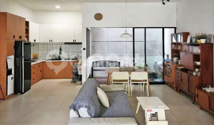 Hybrid Coconut House, Kelapa Gading, North Jakarta