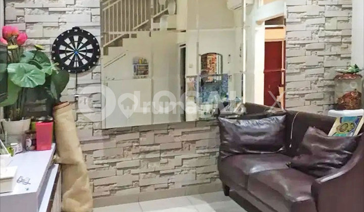 Cempaka Putih Tengah Cempaka Putih House, Central Jakarta