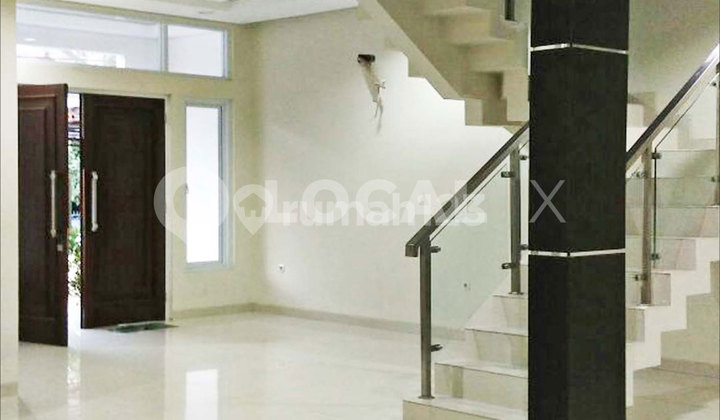 Gading Raya House, Kelapa Gading, North Jakarta