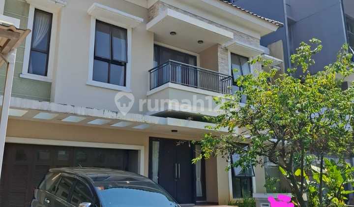 Rumah di sewakan di Pondok Hijau Golf view danau n golf yg cantik