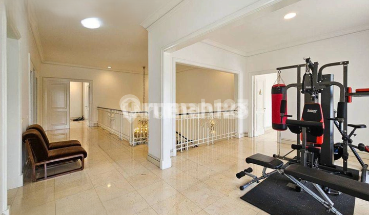 For sale Hoek BSD house by French architect and designer. 2