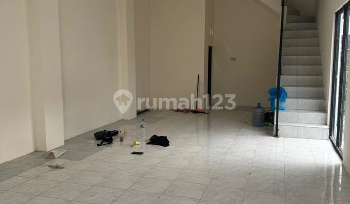 For Rent Ruko Renon 2