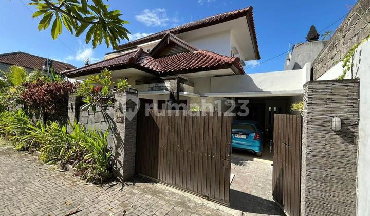 Dijual Rumah Renon
