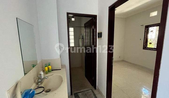 Dijual Rumah Renon 2