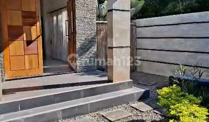 Rumah Besar Di Renon Disewakan 2