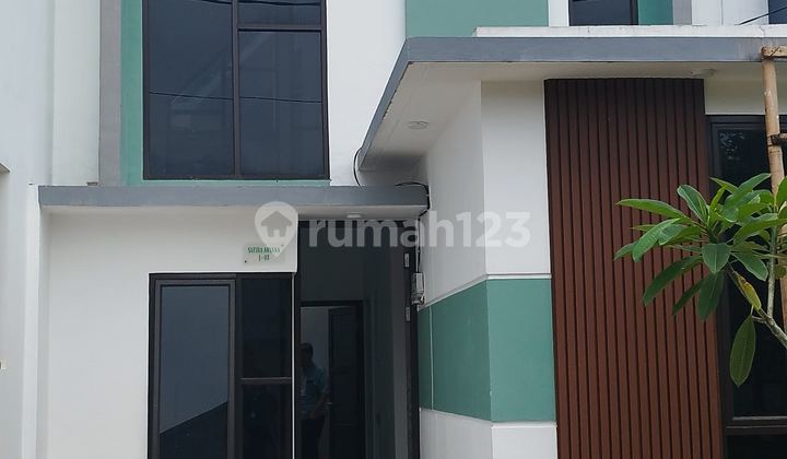Rumah Cantik Siap Huni di Safira Aryana Karawaci