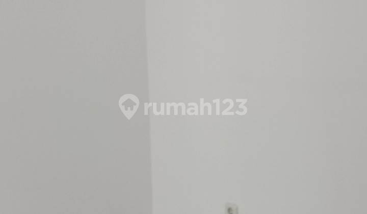 Rumah Cantik Siap Huni di Safira Aryana Karawaci