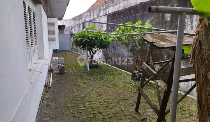 Rumah Tengah Kota Surabaya Luas Banget Sudah SHM 2