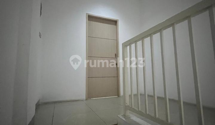 Ruko Siap Huni Di Golf Lake, Jakarta Barat. uk 4x15 m