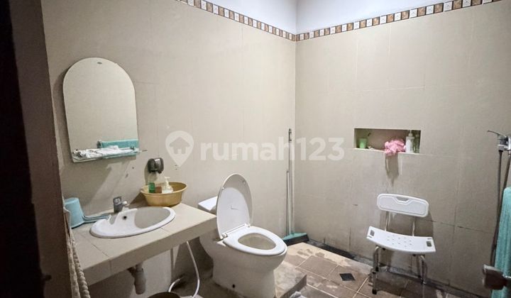 Rumah Siap Huni Asri di Cawang Baru, Jakarta Timur. Uk 15X21 M. 2