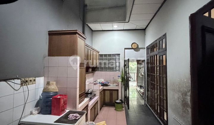 Rumah Siap Huni Asri di Cawang Baru, Jakarta Timur. Uk 15X21 M. Rumah Siap Huni Asri di Cawang Baru, Jakarta Timur. Uk 15X21 M.