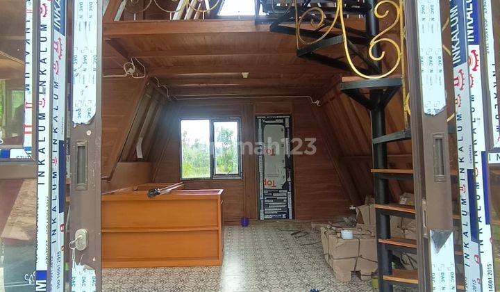 Rumah villa kayu di Megamendung Puncak Baru 3