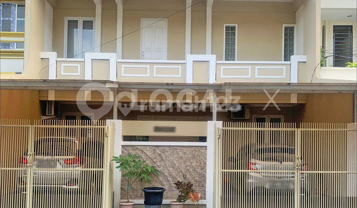 Janur Elok House, Kelapa Gading, North Jakarta