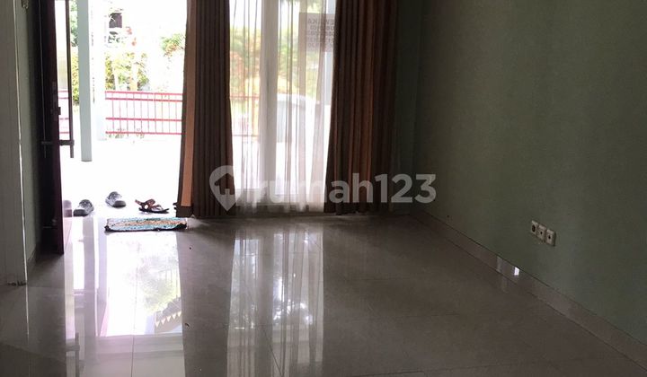 Disewakan Rumah Rapih Siap Huni di Citra Gran 2