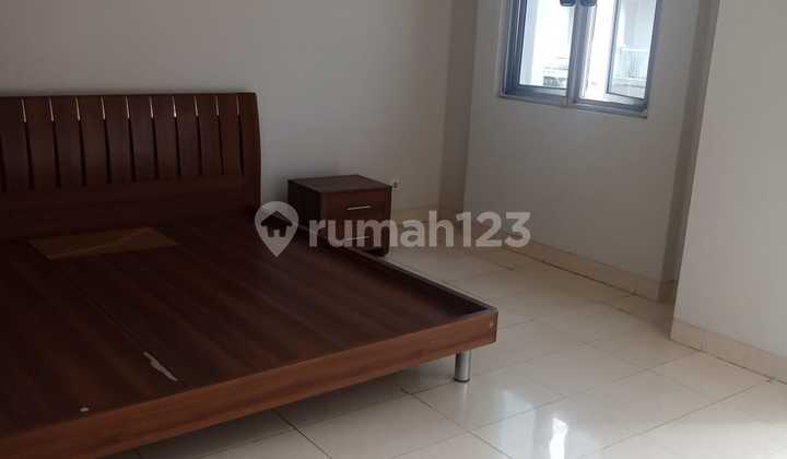 Dijual Rumah Siap Huni di Raffles Hills Terdekat ke LRT dan Busway 2