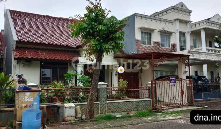 Raffles , Rumah 1,5 Lantai . Termurah Raffles , Rumah 1,5 Lantai . Termurah