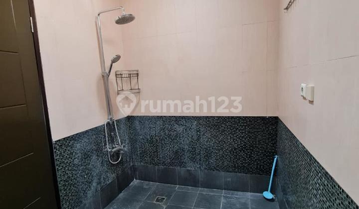 Jual Cepat Rumah Cantik di Raffles Hills 2