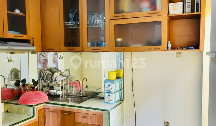 Disewa Kan Rumah Cantik Terawat Dengan Furnish  2