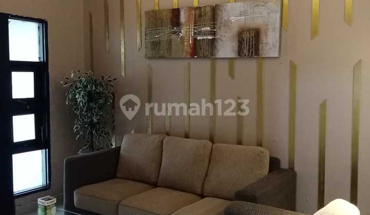Disewakan Rumah Full Furnish Rapih Siap Huni