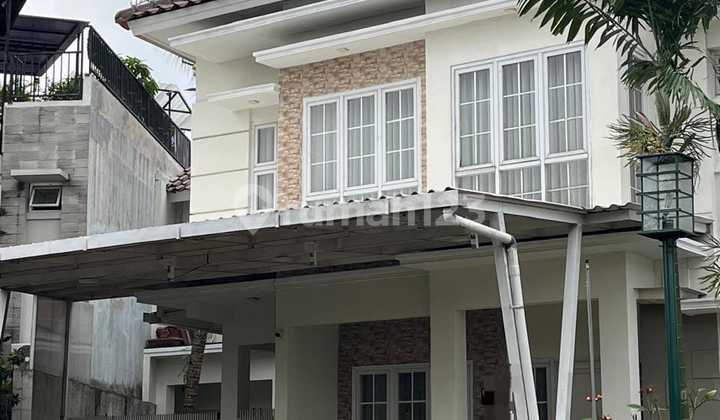 Jual Cepat Rumah Cantik di Raffles Hills