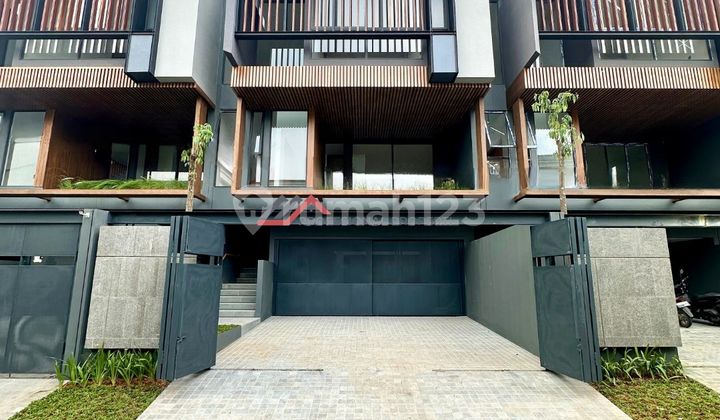 Rumah Baru Design Modern Lingkungan Elit Kemang Dalam