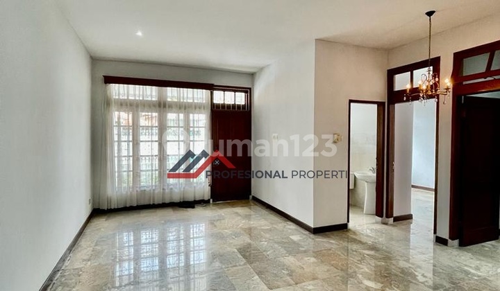 Rumah Terawat Satu Lantai Lokasi Strategis Dekat Ke Antasari 2