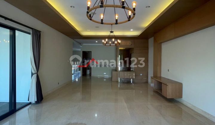 Rumah Minimalis Tropis Dekat Citos Jalan Depan Lebar di Cilandak 2