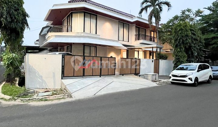 Rumah Bagus Full Furnished Posisi Huk Di Pondok Indah