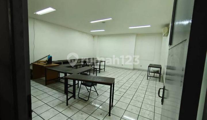 Gedung Dibawah Njop 4 Lantai Di Salemba Jakarta Pusat