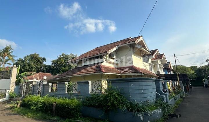 Rumah Posisi Hoek di Komplek Walet Bintaro Sektor 2 2