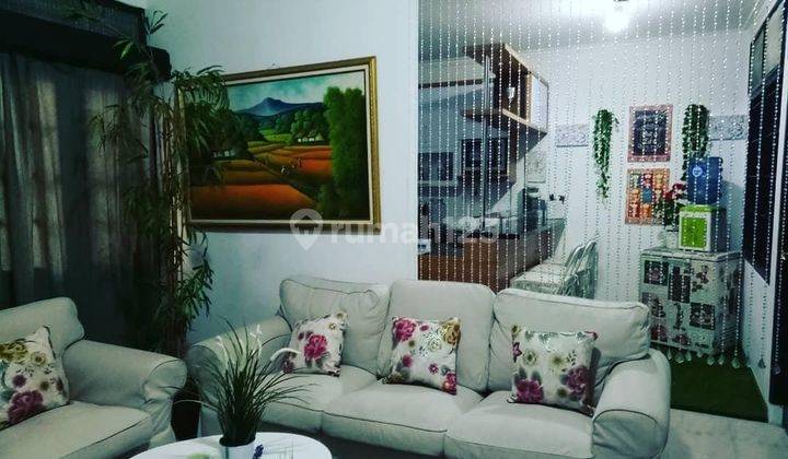 Rumah Terawat di Komplek Titihan Bintaro Jaya 1