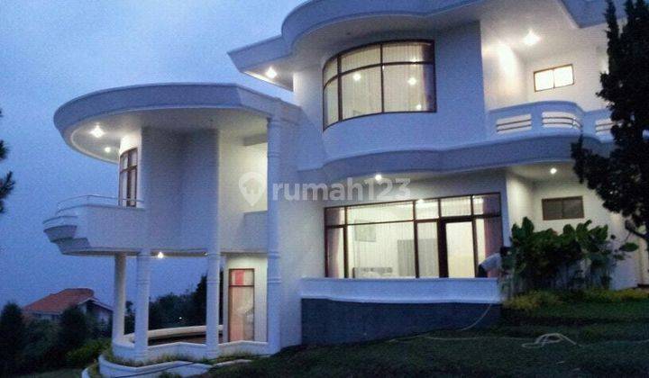 Dijual Villa Lembang Bandung View Pegunungan 2