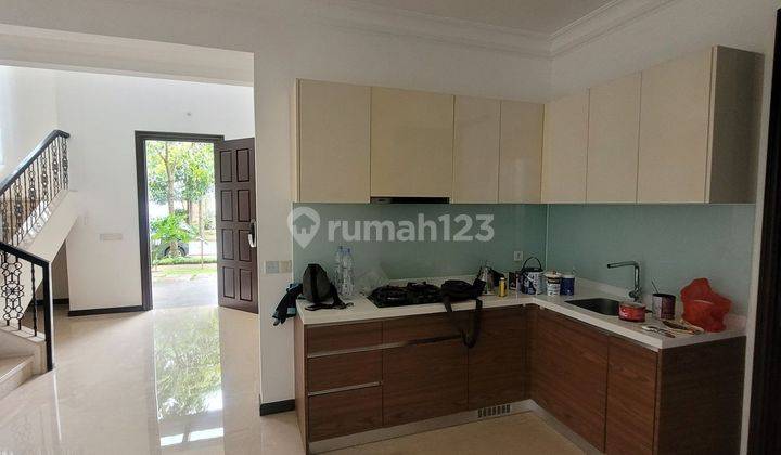 Disewa Rumah Jadeite De Park Bsd Semi Furnished Halaman Luas 2