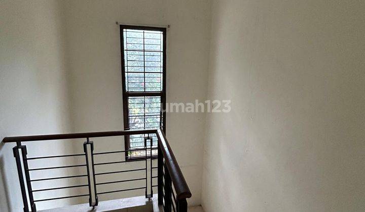 Dijual Rumah De Rio Delatinos BSD Akses Stasiun Toll Butuh Renovasi  2